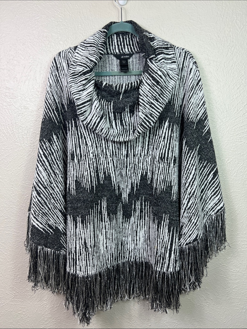 Ali Miles Black White Cowl Neck Metallic Fringe Sweater Poncho OX/1X